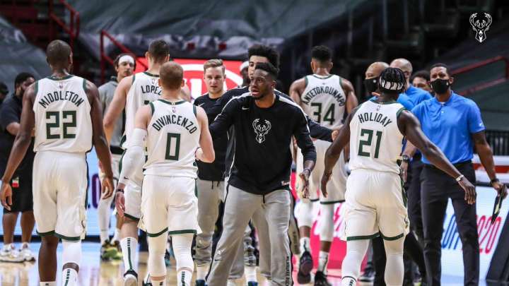 米兰体育入口-关于三分雨与快攻风暴：NBA战术演变史的信息
