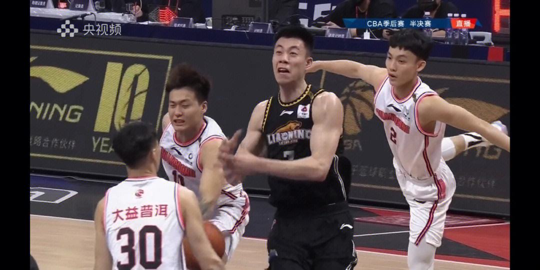 广东宏远：十一冠王的成功密码