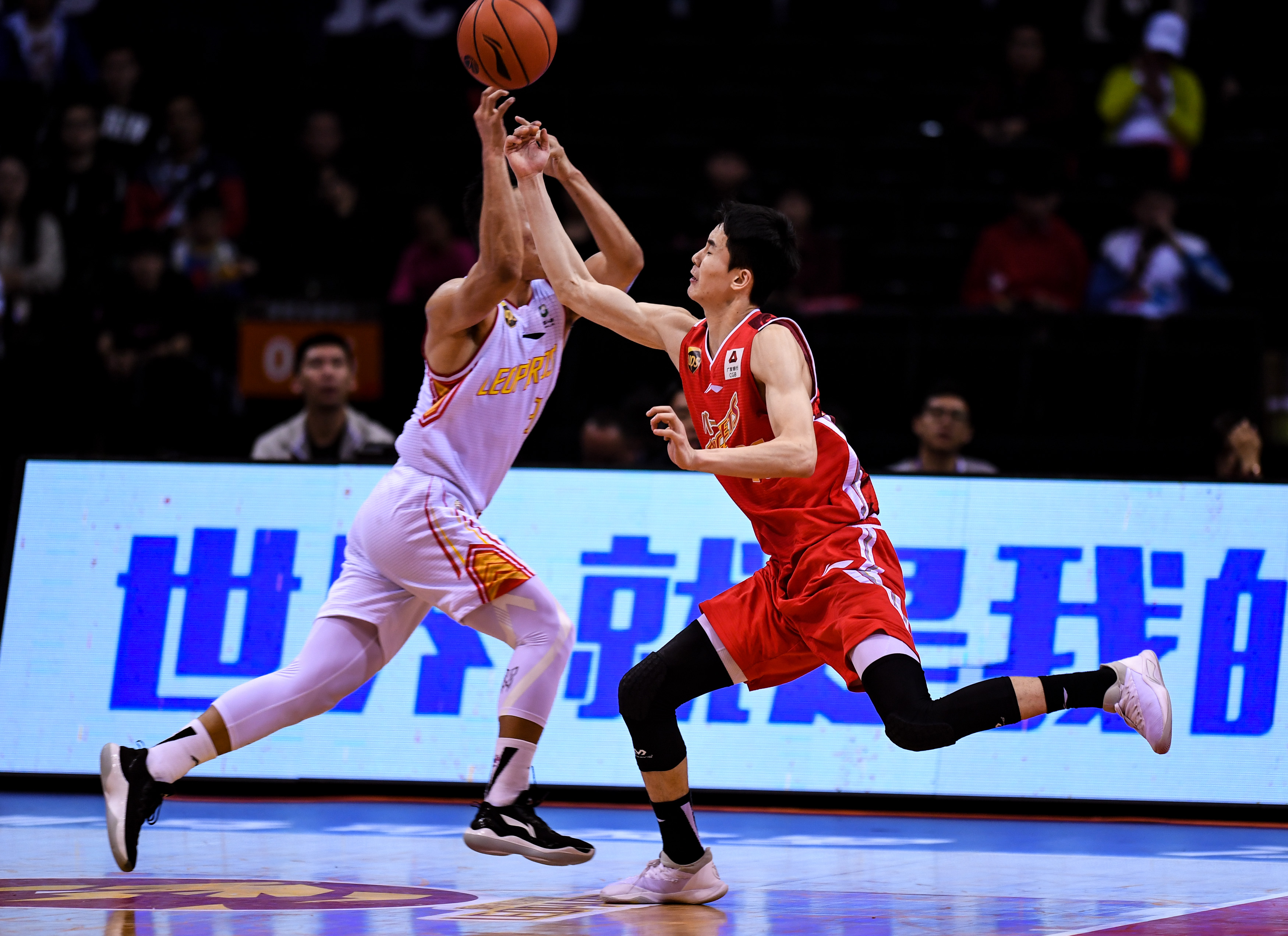 米兰体育app下载-篮球电竞：CBA2K联赛的未来