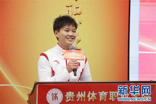 米兰体育app下载-怎样成为校园体育明星？