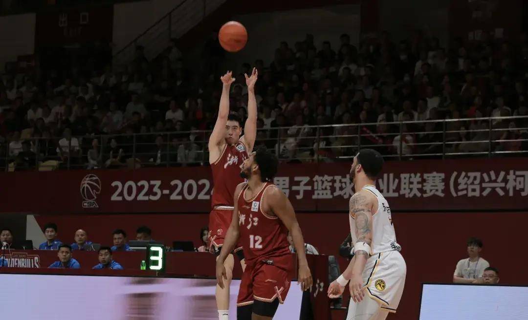 -浙江双雄崛起：广厦与稠州的未来